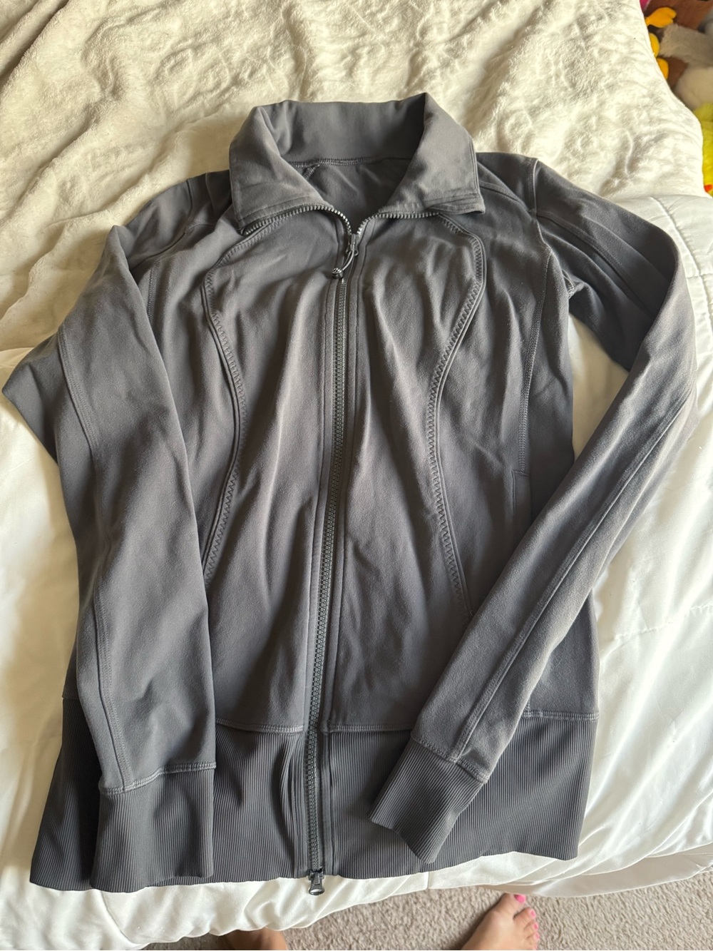 Lululemon zip up size 8